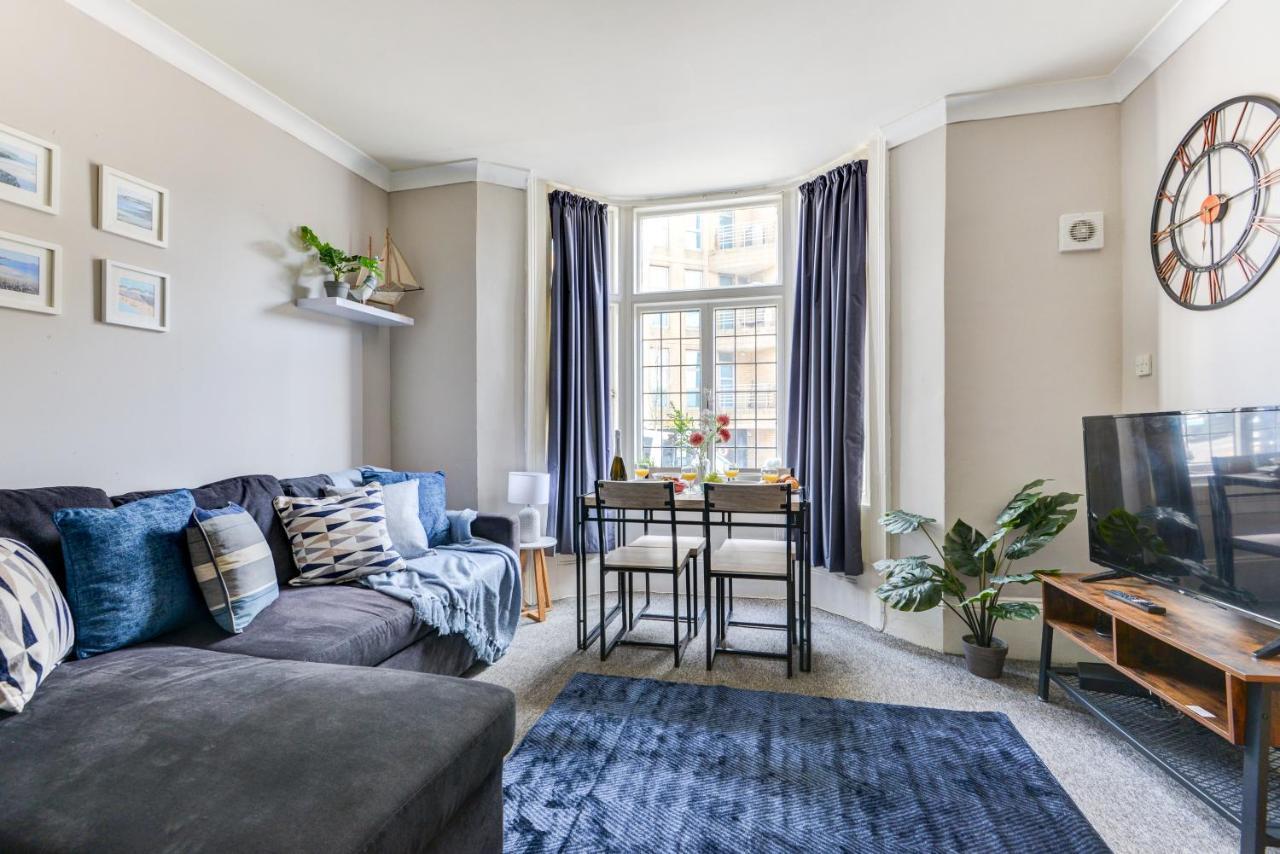 2 Bedroom Apartment - Queens Square Flat 1 布赖顿 外观 照片