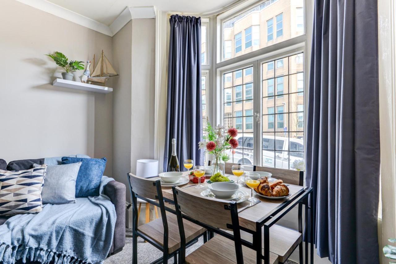2 Bedroom Apartment - Queens Square Flat 1 布赖顿 外观 照片