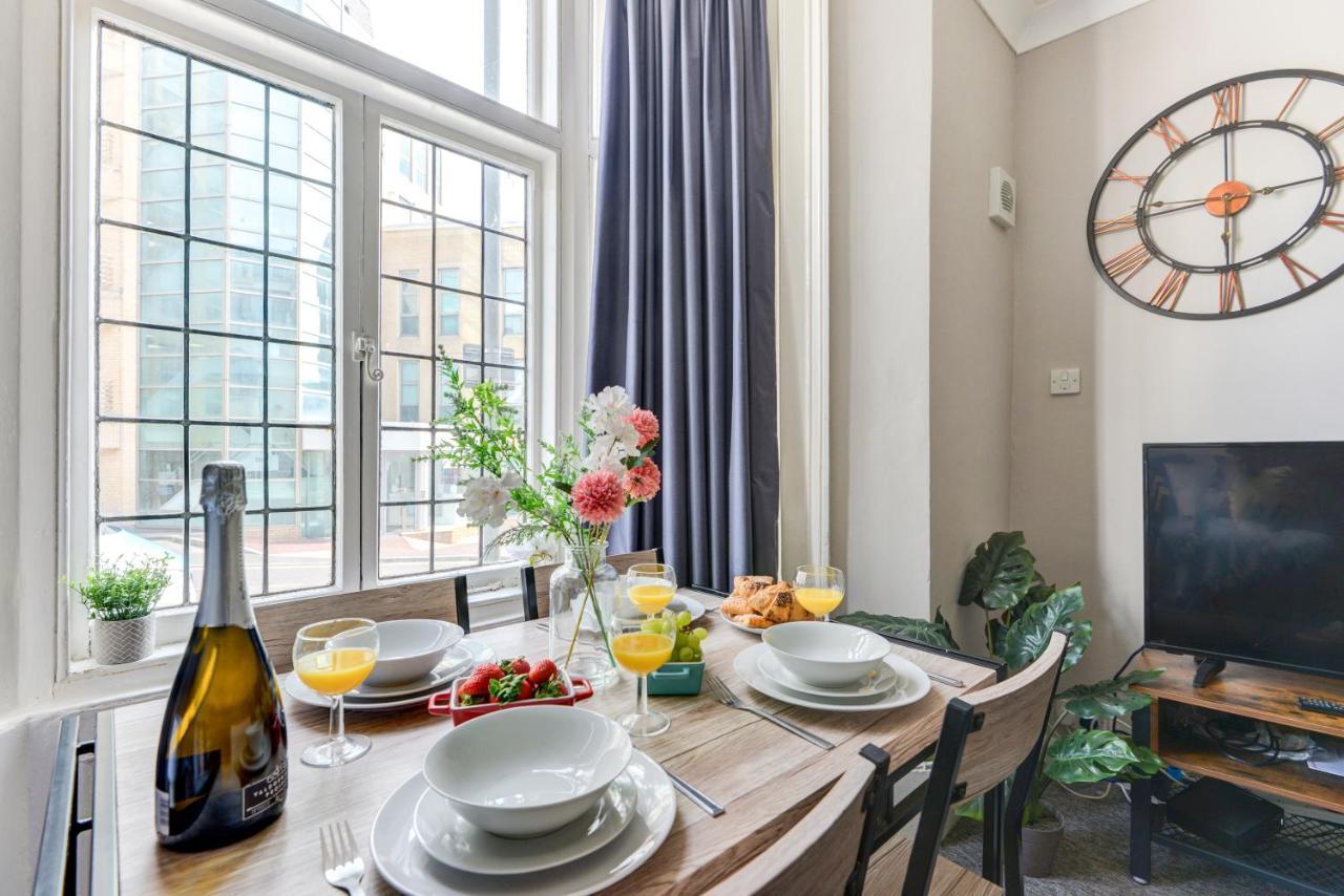 2 Bedroom Apartment - Queens Square Flat 1 布赖顿 外观 照片