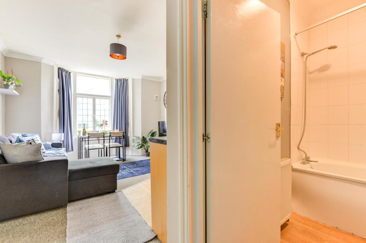 2 Bedroom Apartment - Queens Square Flat 1 布赖顿 外观 照片